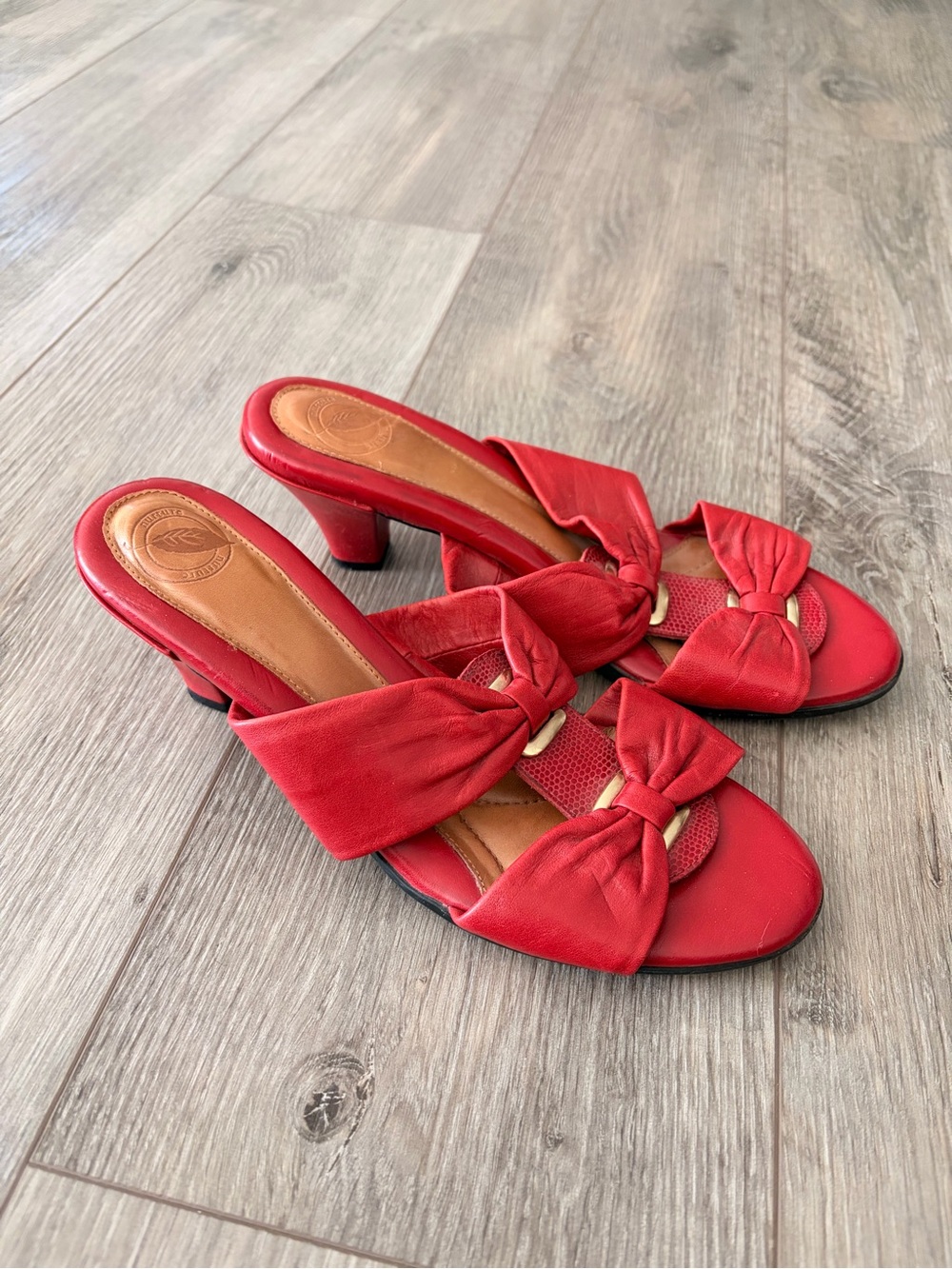 Women's Red Knot Slide Leather Heels